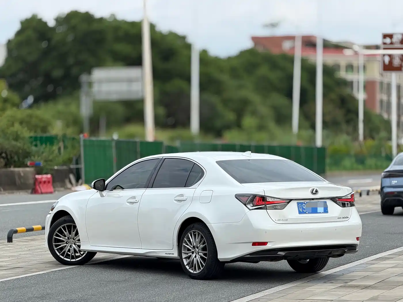 Lexus GS 2018 2016 300h Luxury Edition
