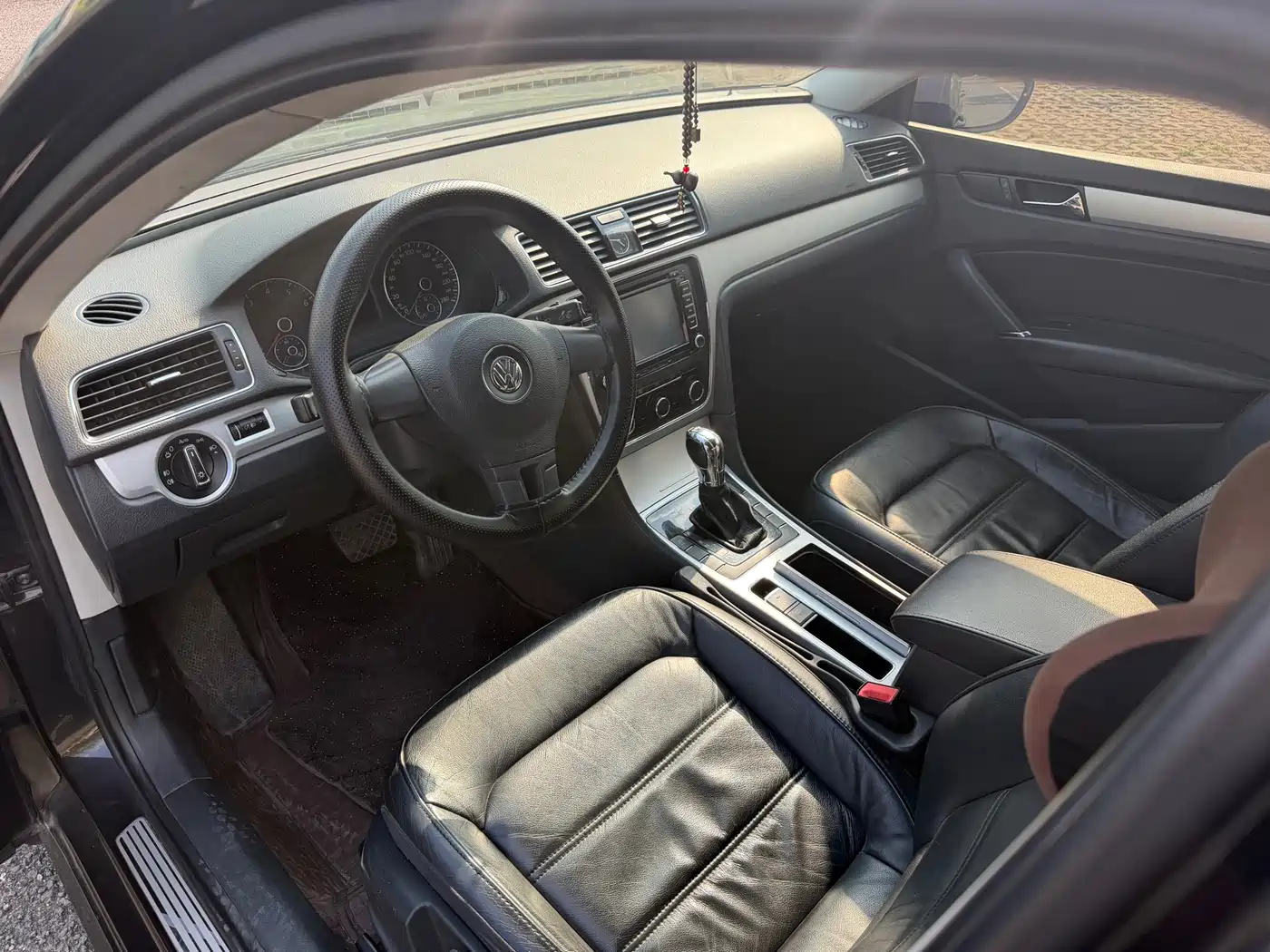 Volkswagen Passat 2013 1.8TSI DSG Zunrong фото 9