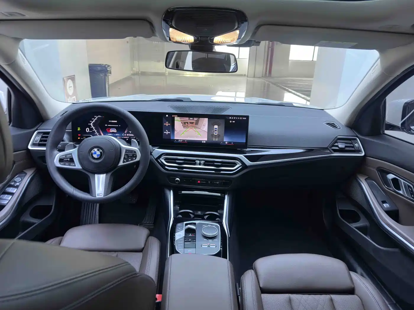BMW 3 Series 2023 320Li M Sport Package фото 23
