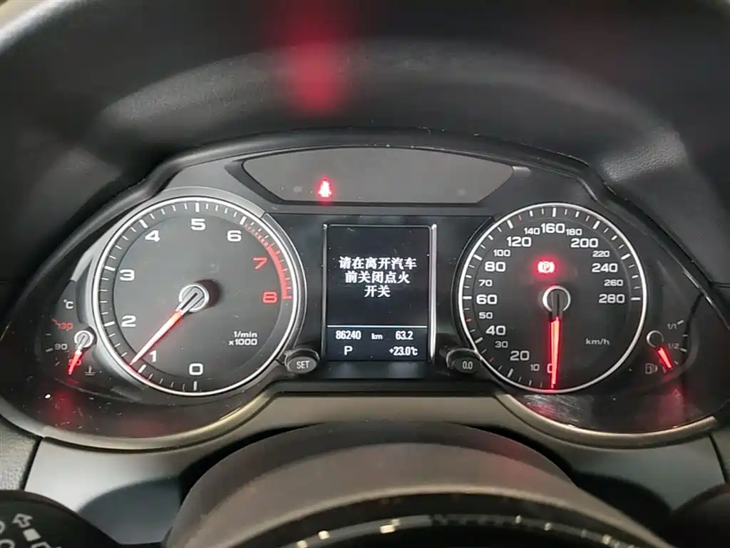 Audi Q5 2017 Plus 40 TFSI Technology фото 12