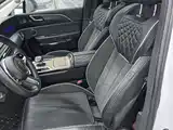 Фото 9 - Hongqi E-HS9