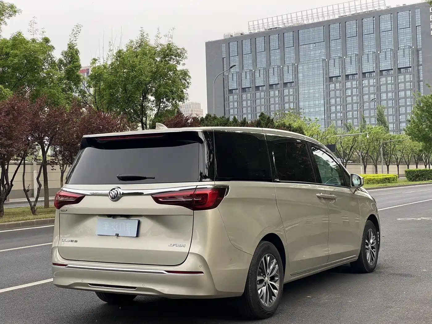 BUICK GL8