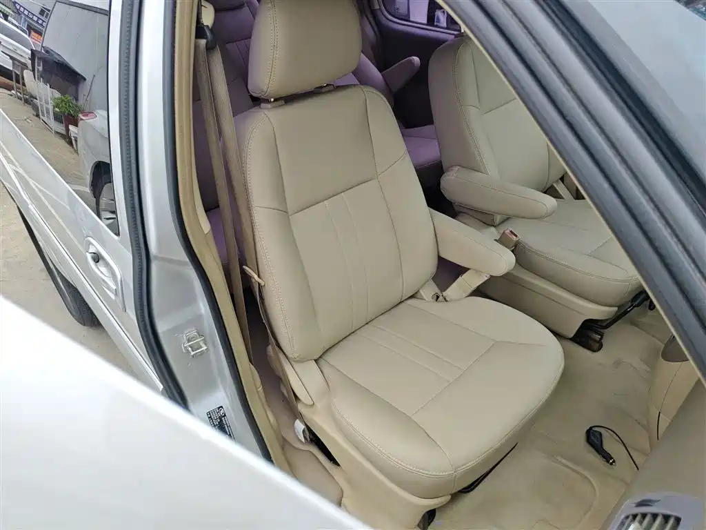 Buick GL8 2014 2.4L Classic Edition фото 25