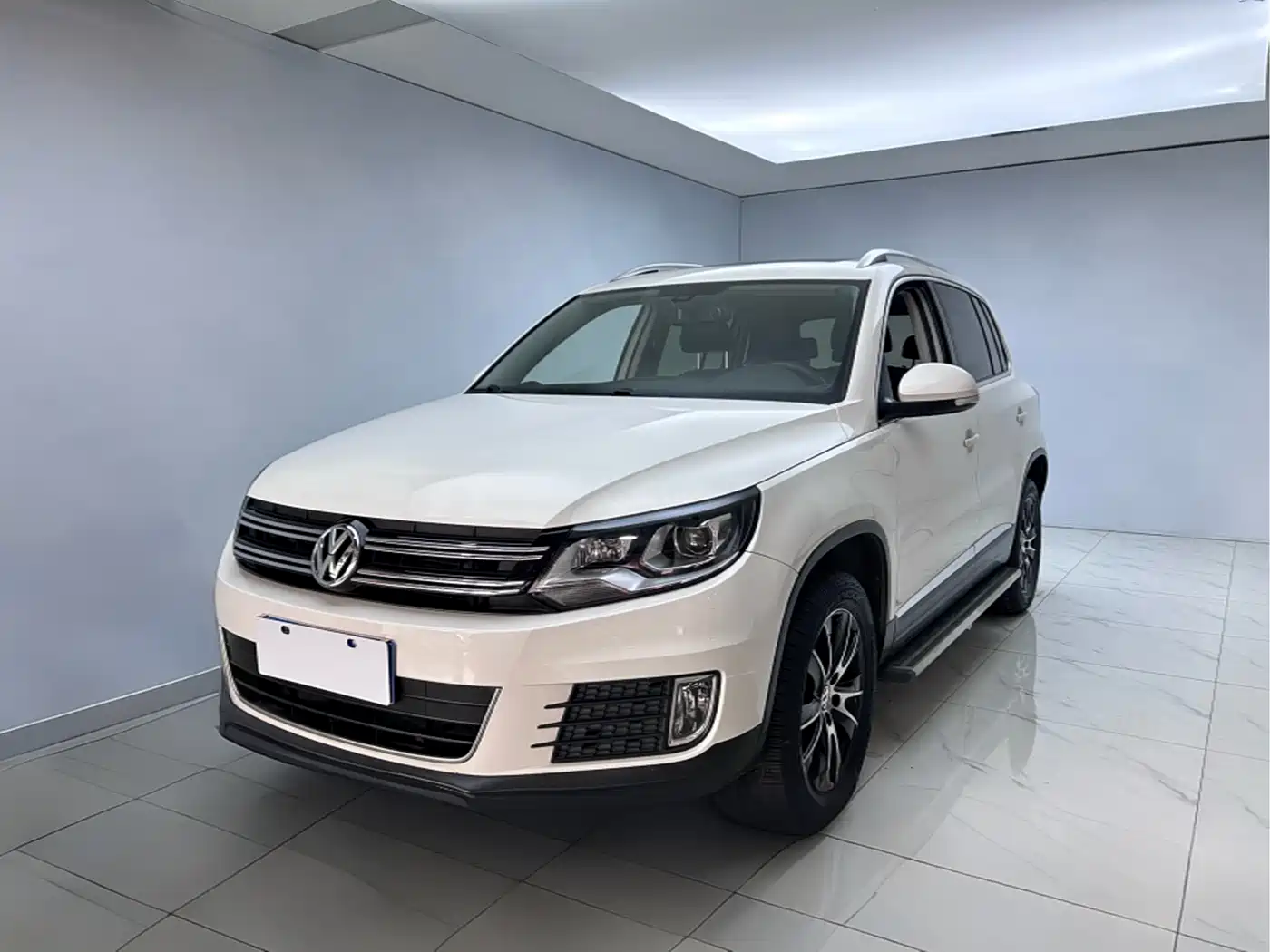 Volkswagen Tiguan 2016 Model 300TSI Automatic 2WD Luxury Edition