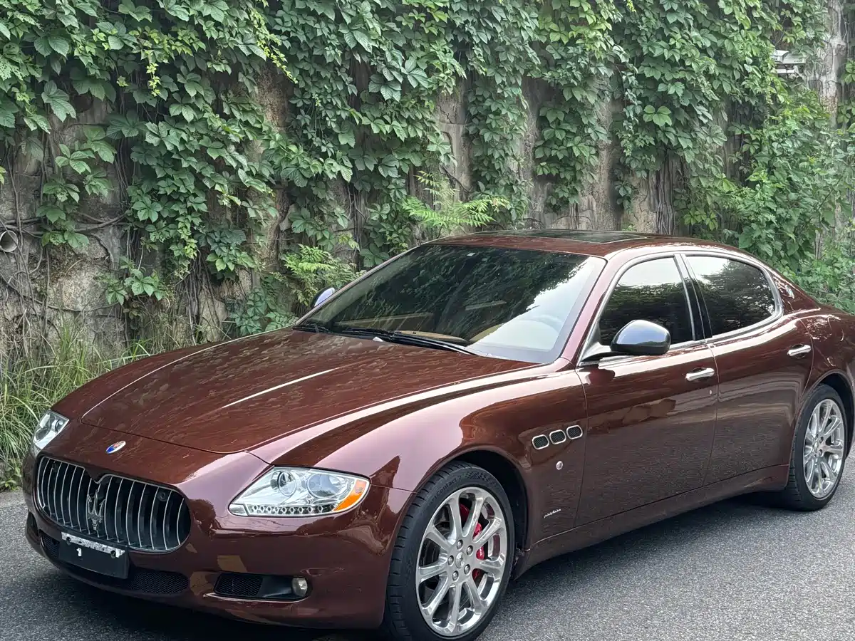 Photo 4 - Maserati Quattroporte