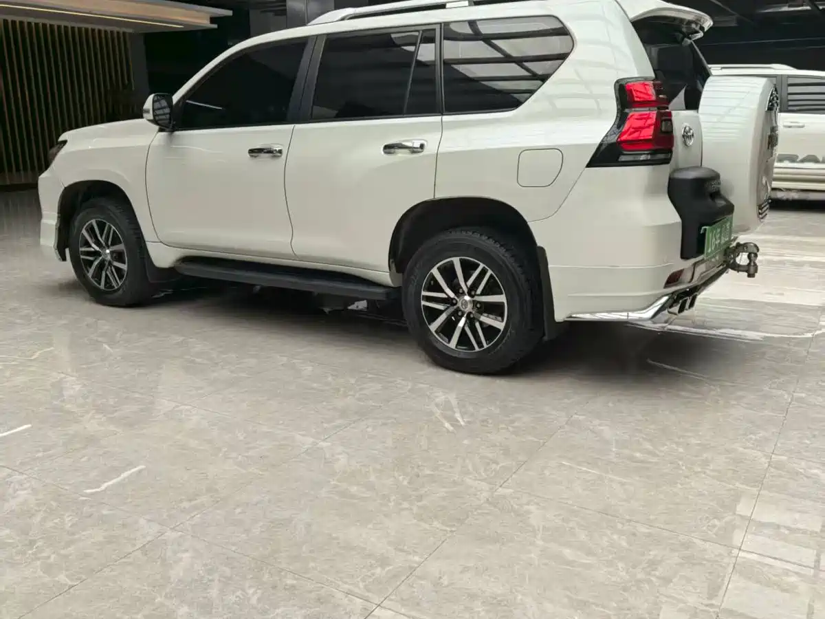 Toyota Prado 2016 2.7L Auto Standard Edition фото 8