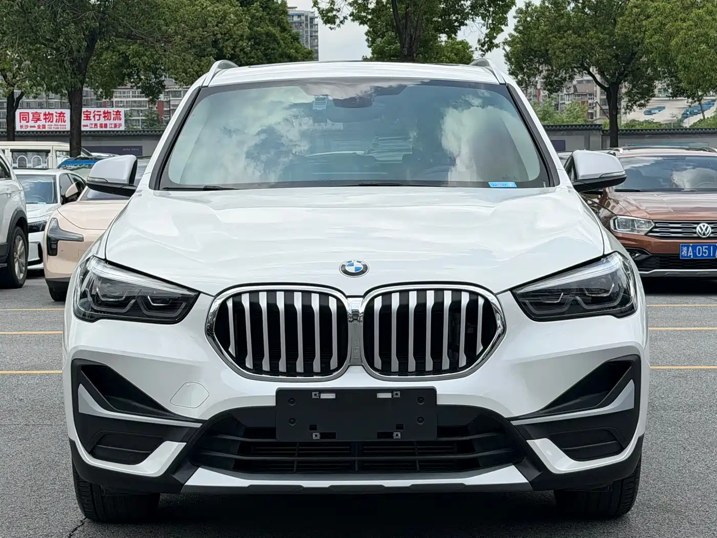 BMW X1 2022 sDrive20Li Fashion фото 3