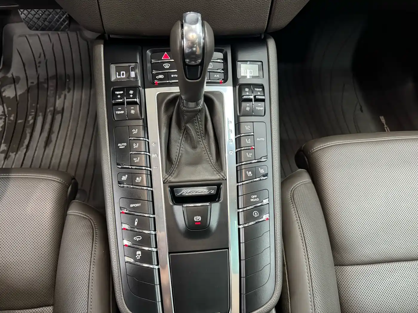 Porsche Macan 2015 2014 Macan S 3.0T
