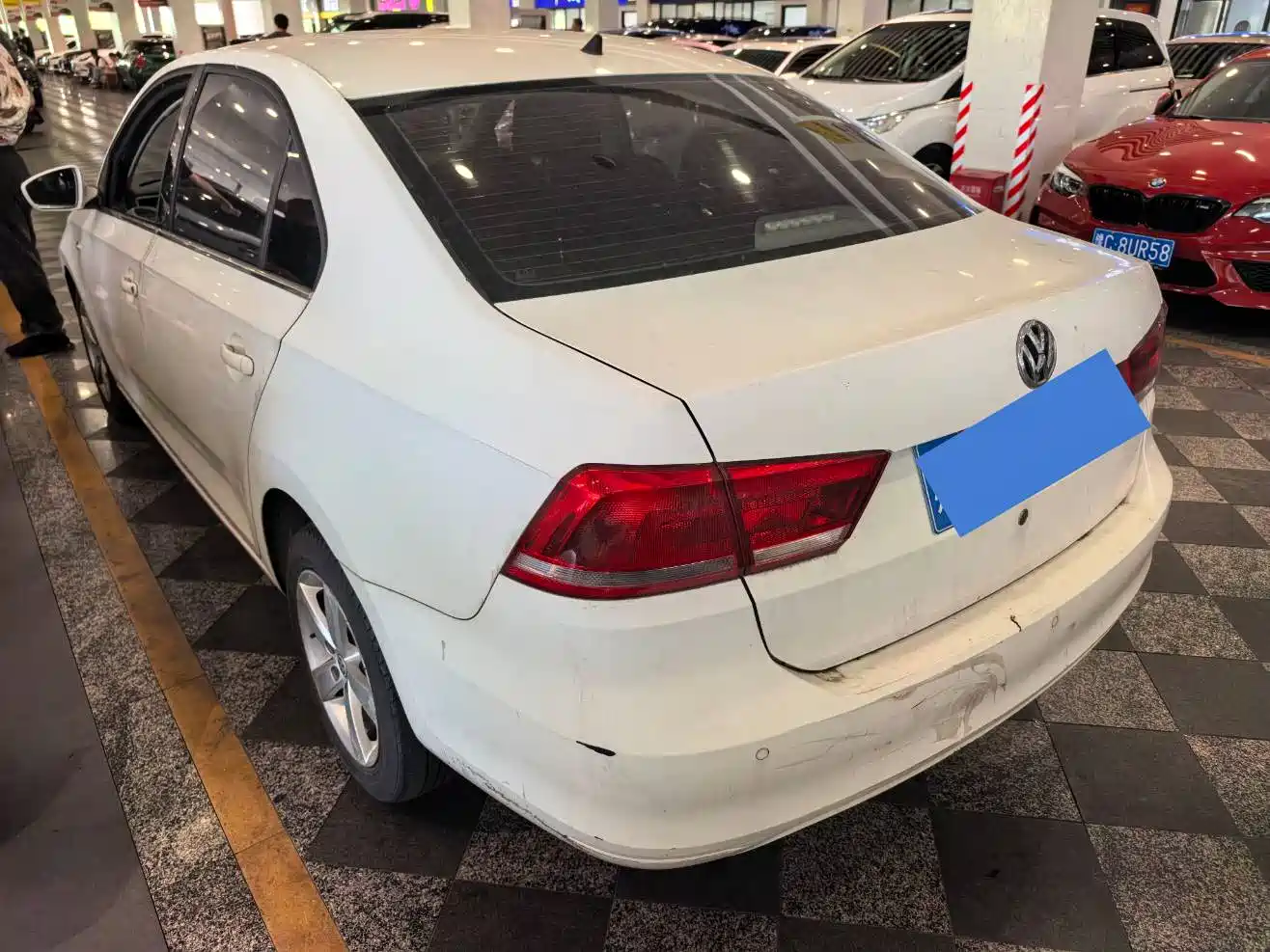 Volkswagen Santana 2015 1.6L Automatic Comfort Edition фото 4