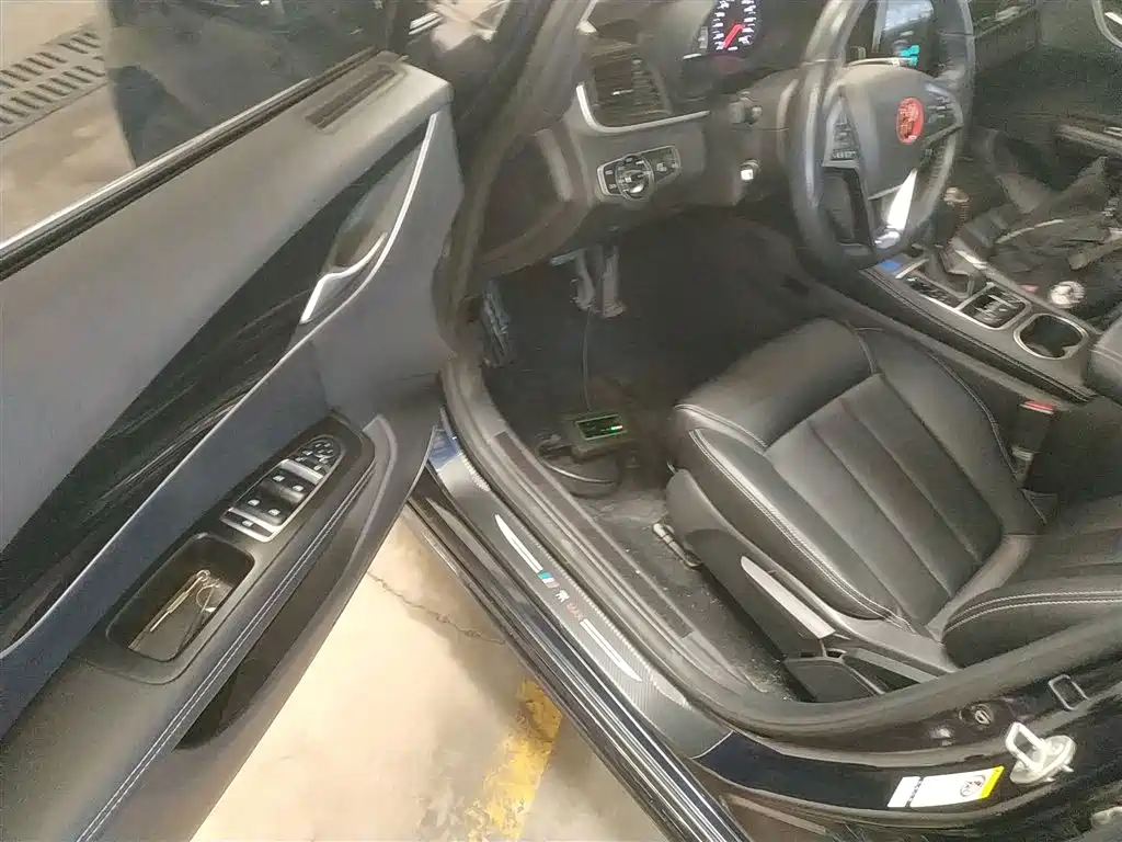 BYD Song MAX 2018 1.5T Auto Smart Connected Elite 6-Seater фото 16