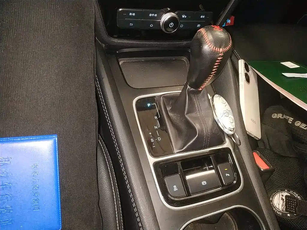 BYD Song MAX 2018 1.5T Auto Smart Connected Elite 6-Seater фото 14
