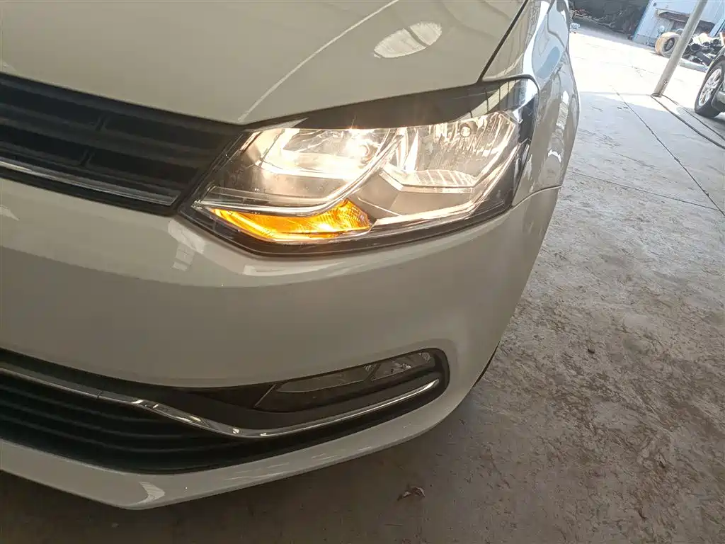 Volkswagen Polo 2018 1.5L Auto Comfort фото 24