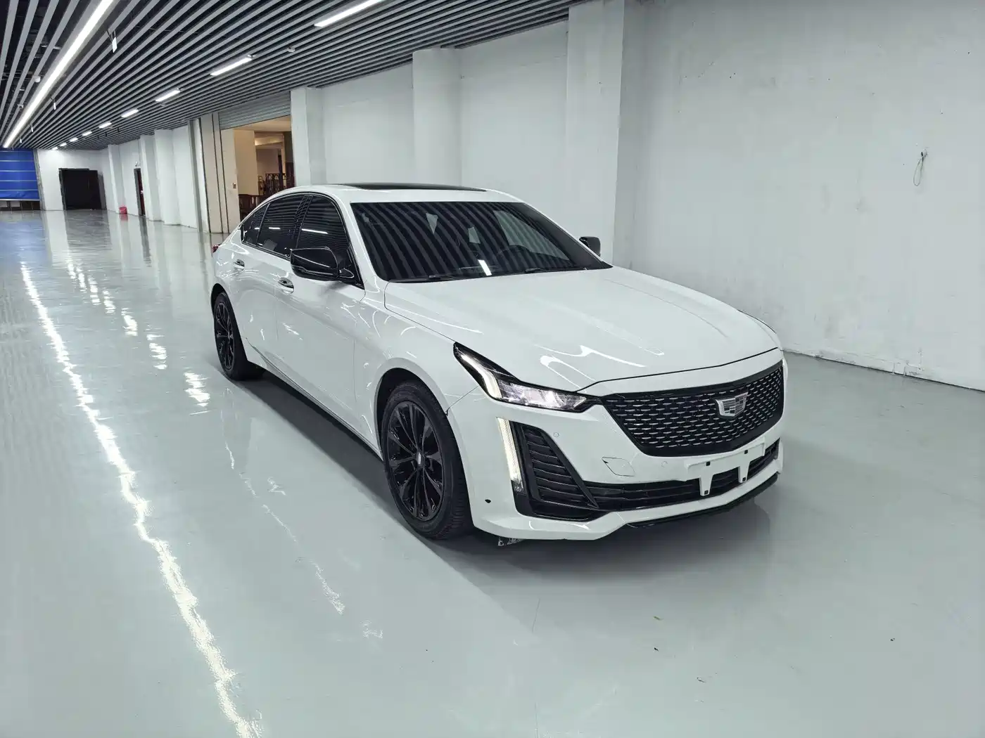 Cadillac CT5 2022 28T Fashion Edition фото 3