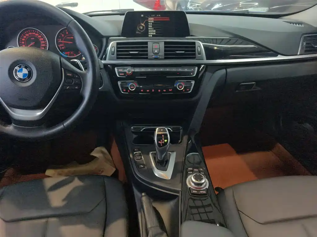 BMW 3 Series 2017 320Li M Sport фото 9