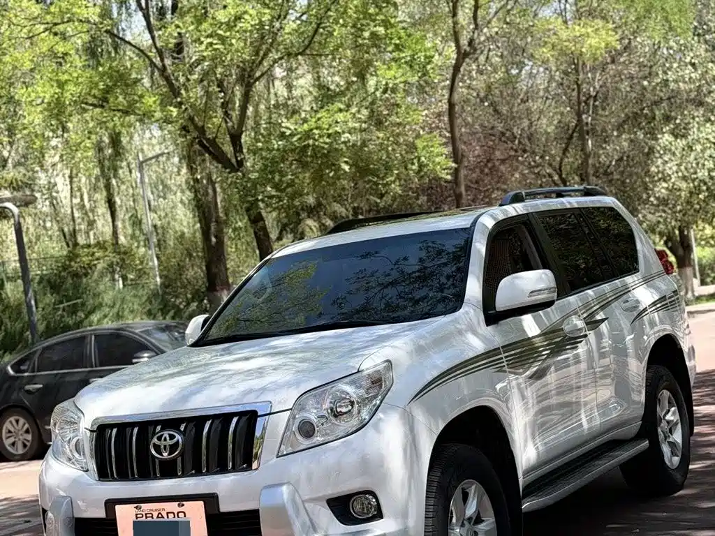 Фото 1 - Toyota Prado