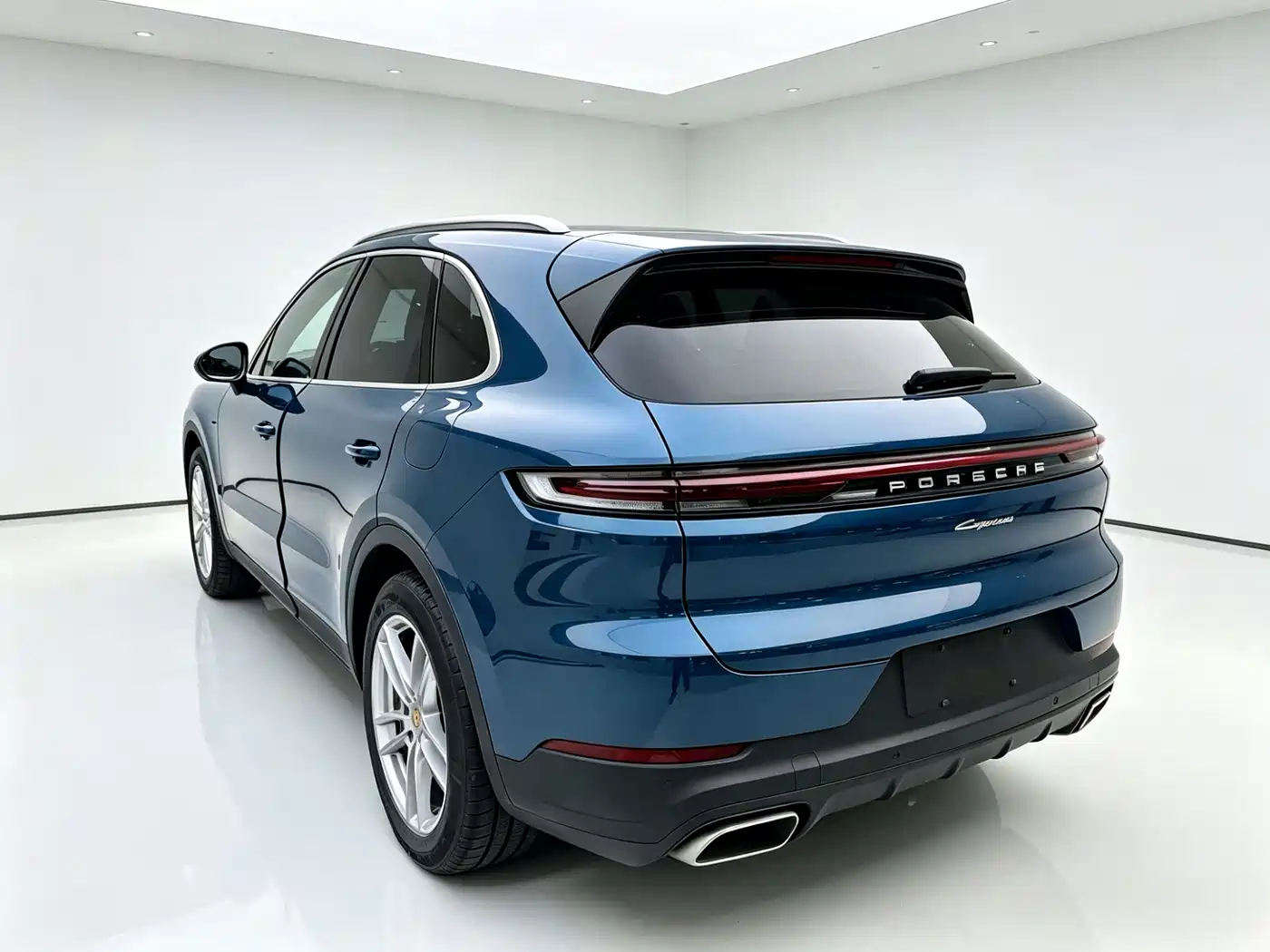 Porsche Cayenne New Energy 2024 Cayenne E-Hybrid 2.0T фото 9