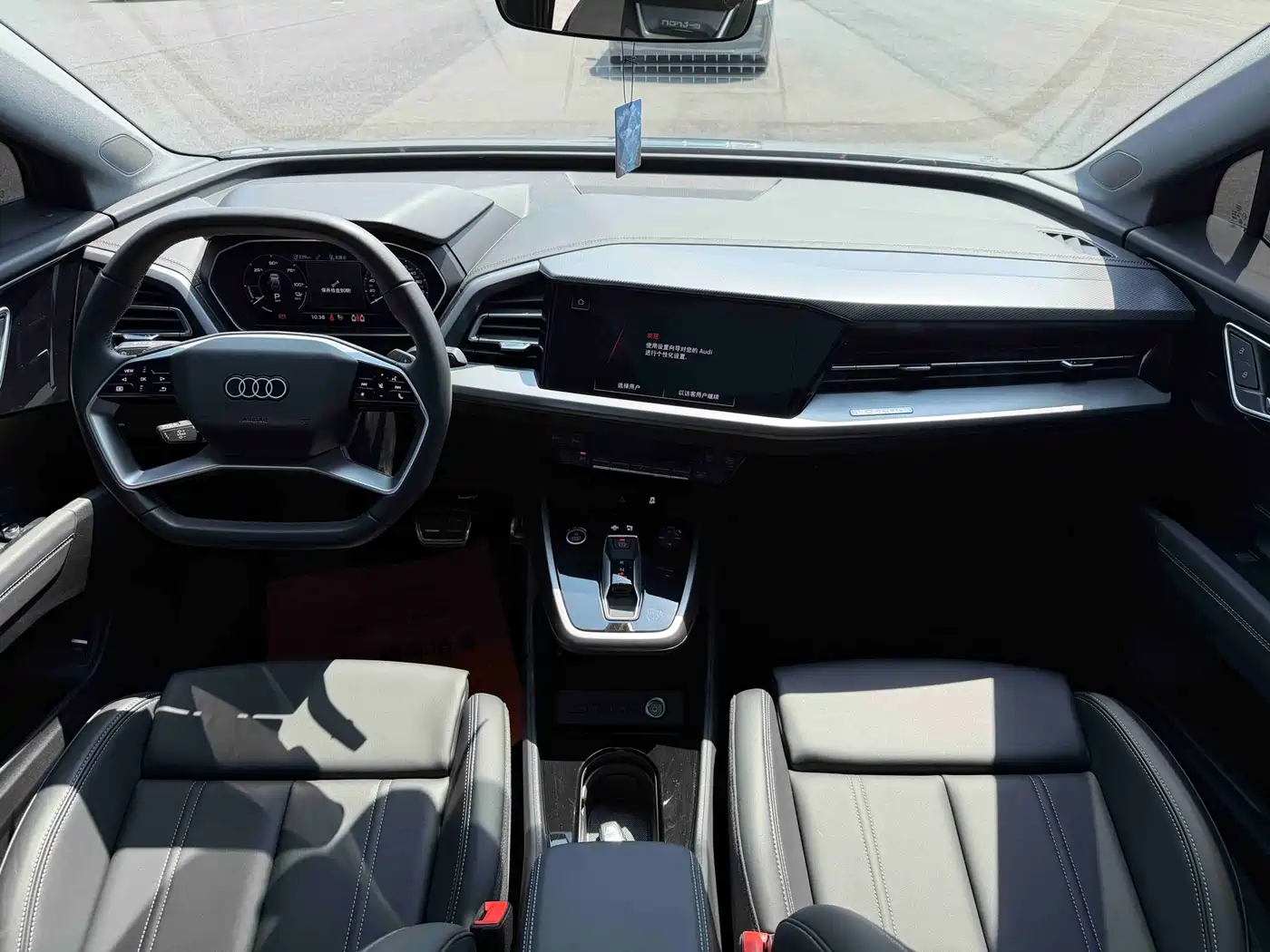 Audi Q4 e-tron 2024 40 e-tron Pioneer Edition фото 9