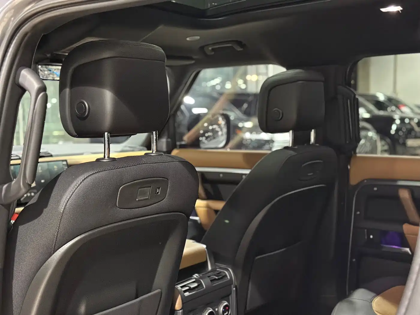 Land Rover Defender 2022 110 P400 X фото 31