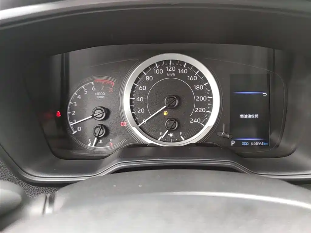 Toyota Levin 2021 185T CVT Luxury Edition фото 12