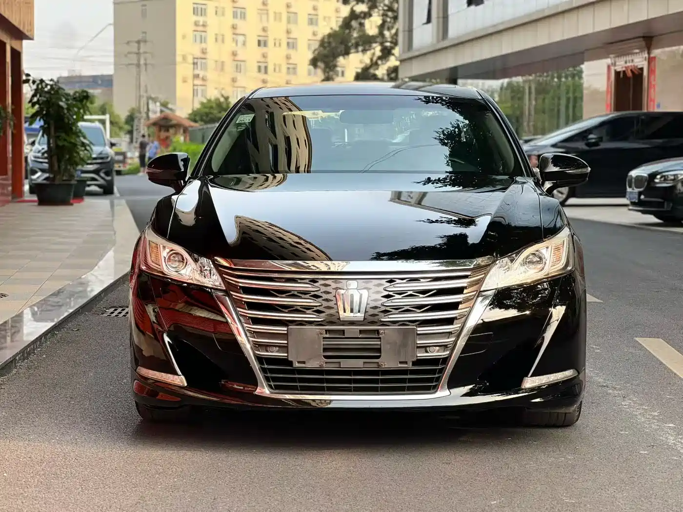 Toyota Crown 2015 2.0T Fashion фото 2