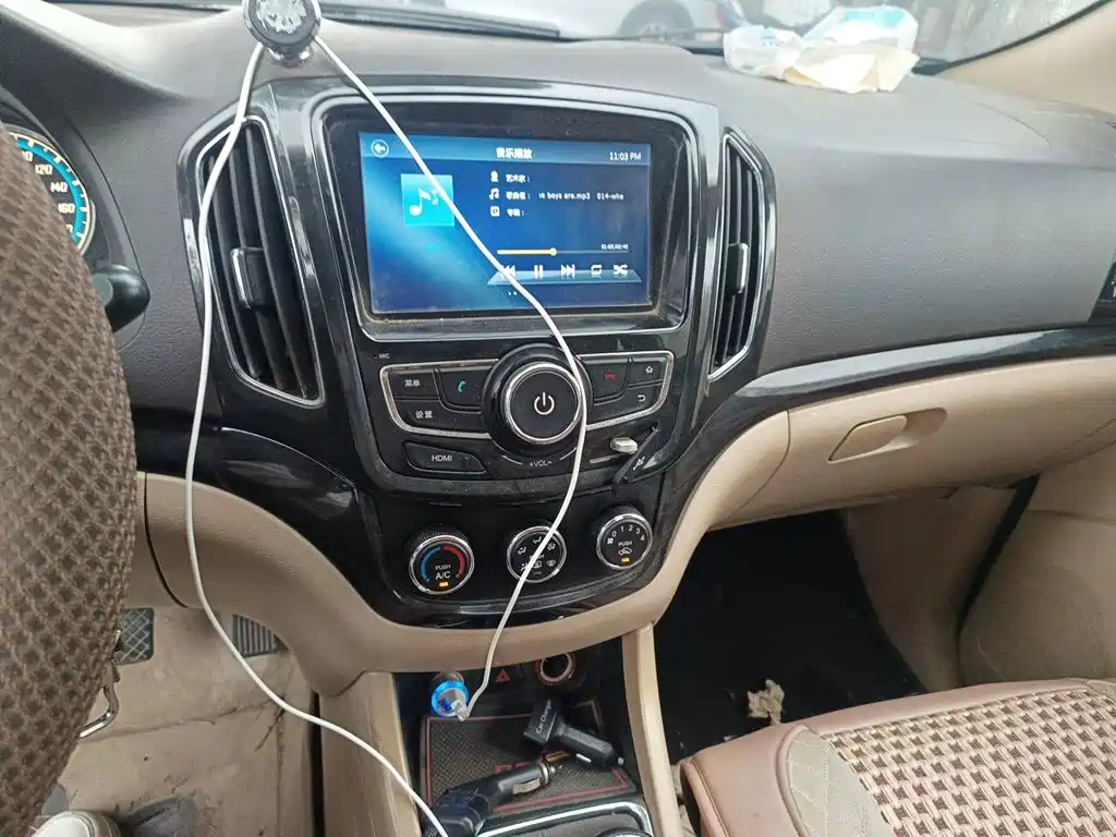 Фото 9 - Baojun 730