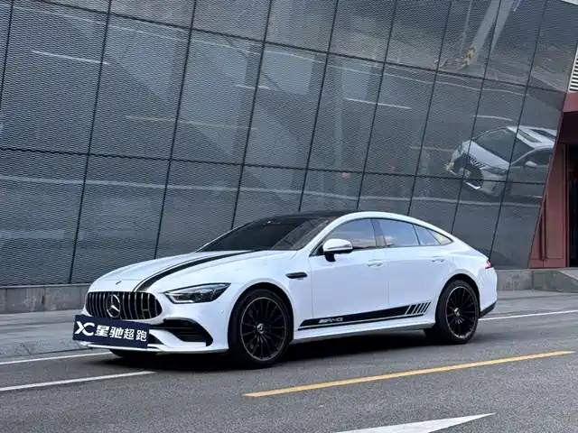 MERCEDES-BENZ AMG GT