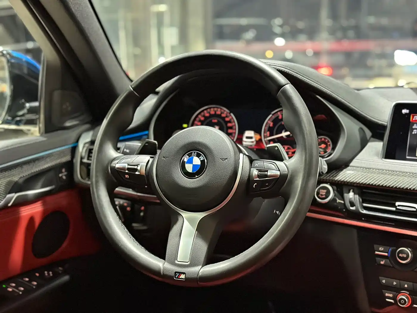BMW X6 2017 xDrive35i M Luxury Sport фото 33