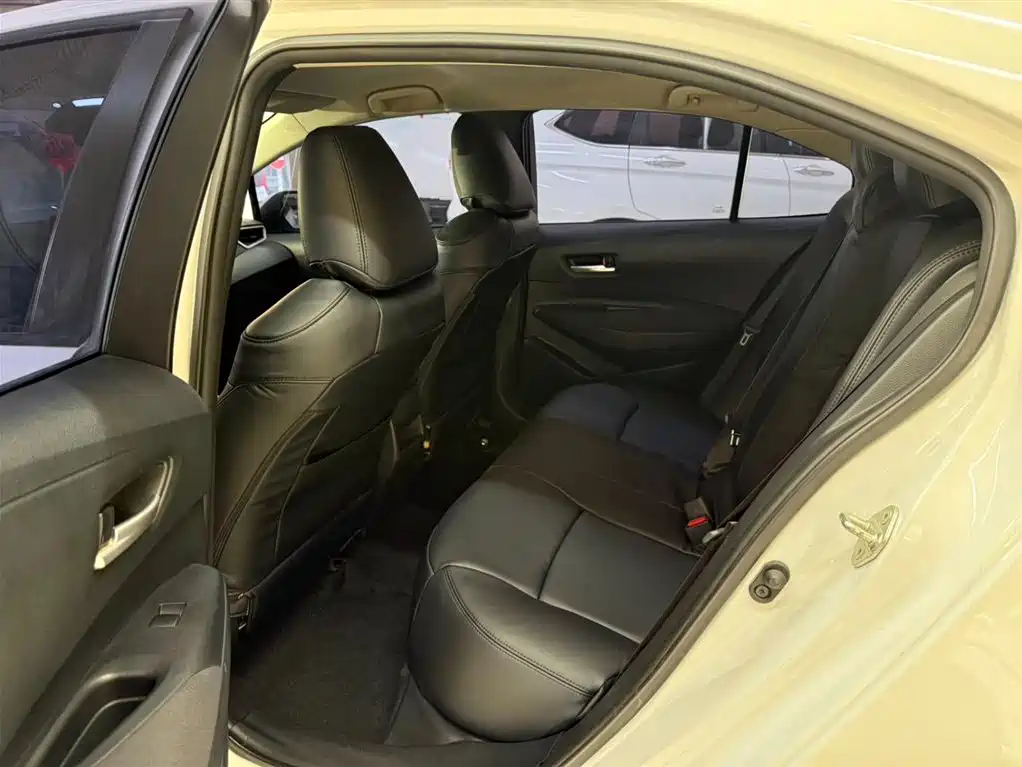 Toyota Corolla 2022 TNGA 1.5L CVT Pioneer Edition фото 17