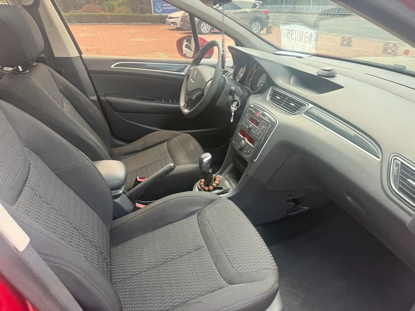 Peugeot 308 2014 Model Joy Edition Classic 1.6L Manual Trend Style фото 7