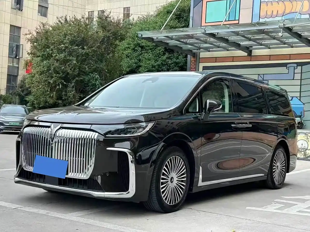 Voyah Auto Voyah Dreamer 2025 PHEV 4WD Kunpeng Premium Edition
