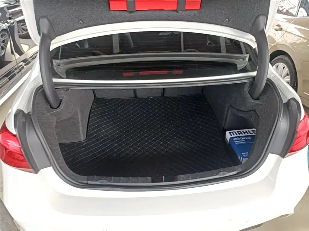 BMW 3 Series 2019 320i M Sport Package фото 19