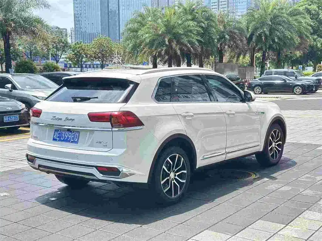Фото 3 - Zotye X7