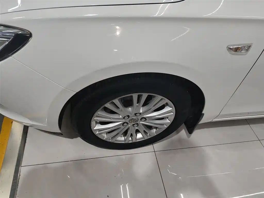 Buick Excelle 2017 15N Automatic Elite фото 23