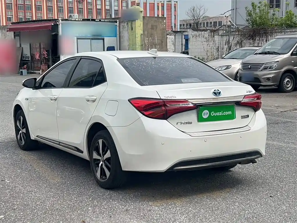Toyota Levin Twin Engine E+ 2019 1.8PH GS E-CVT Elite Sunroof Edition фото 18