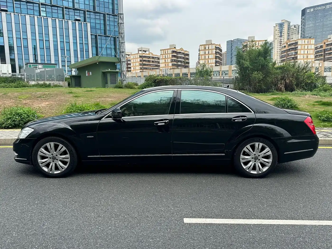 Mercedes-Benz S-Class 2012 S 350 L Grand Edition фото 19