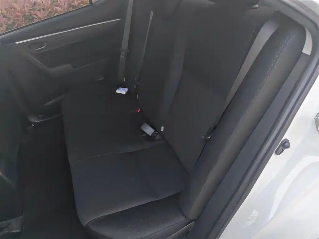 Toyota Levin Twin Engine E+ 2019 1.8PH GS E-CVT Elite Sunroof Edition фото 19