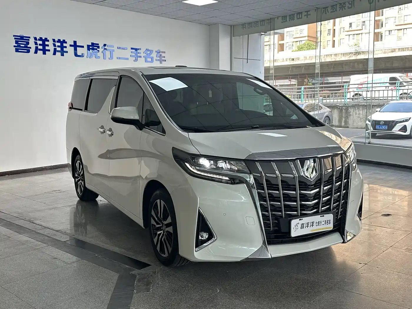 Toyota Alphard 2018 Facelift 3.5L Premium Edition фото 3