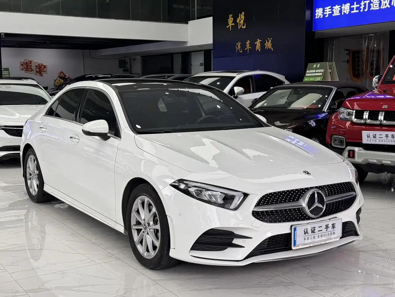 Mercedes-Benz A-Class 2020 Facelift A 200 L Sport Sedan Dynamic фото 7