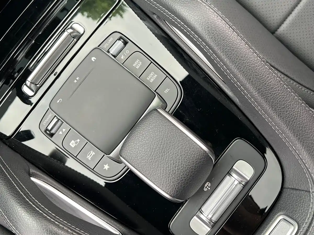 Mercedes-Benz GLE Coupe 2020 GLE 350 4MATIC Coupe SUV Luxury фото 16