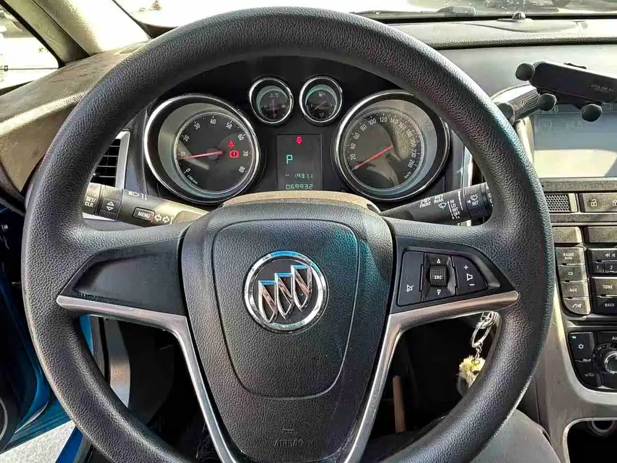 Buick Excelle 2014 XT 1.6L Automatic Fashion фото 6