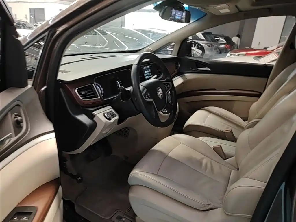Buick GL8 2018 28T Luxury Model China VI фото 15