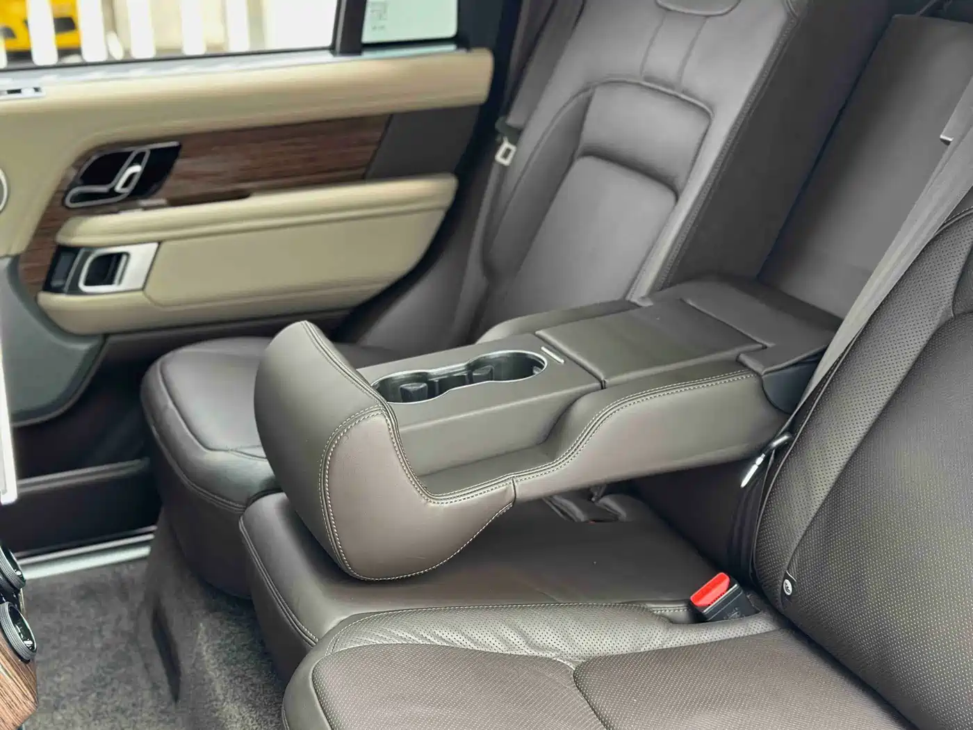 Land Rover Range Rover 2019 3.0 SC V6 Heritage Extended Edition фото 13