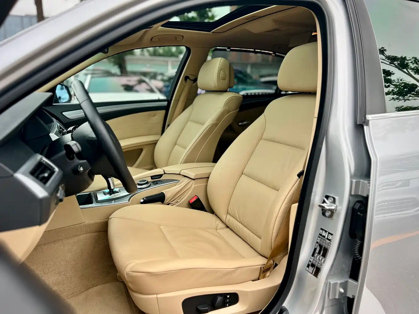 BMW 5 Series 2008 523Li Elegance фото 38