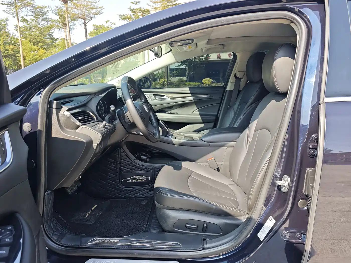 BUICK LACROSSE
