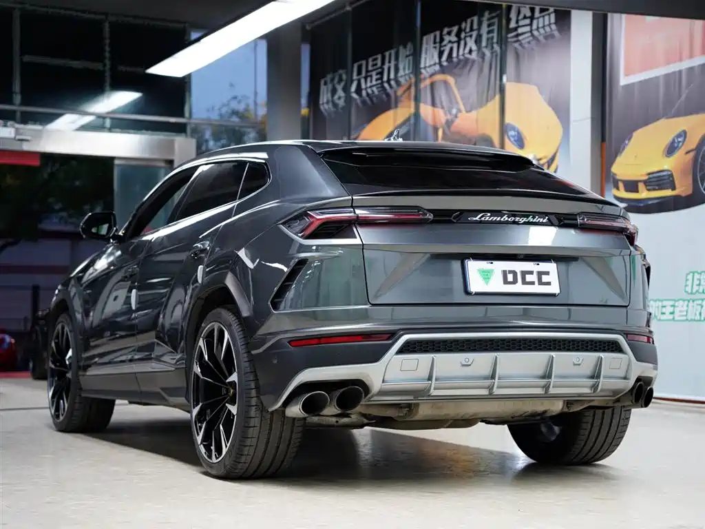 Lamborghini Urus 2018 4.0T V8 фото 2