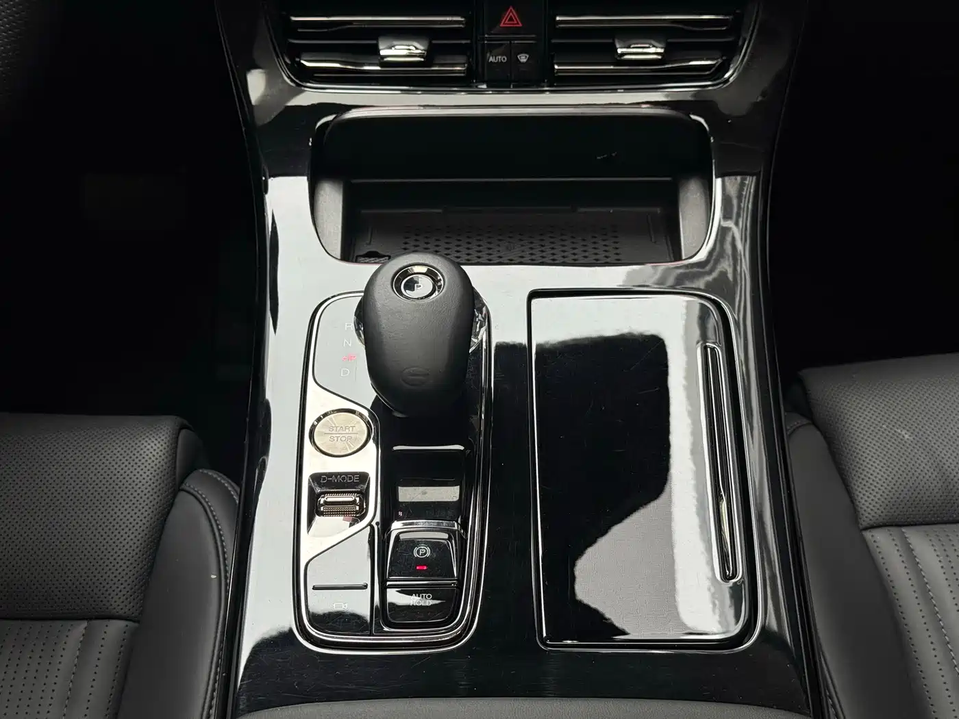 GAC Trumpchi Trumpchi E9 2023 E9 Champion Edition фото 18