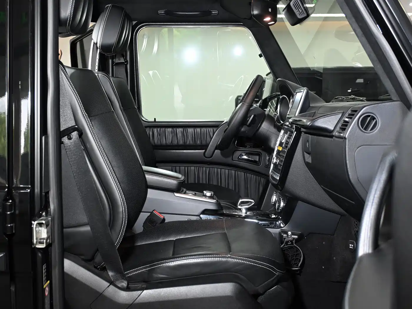 Mercedes-Benz G-Class AMG 2013 AMG G 63 фото 24