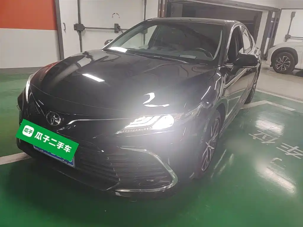 Toyota Camry 2021 2.5G Luxury Edition фото 2