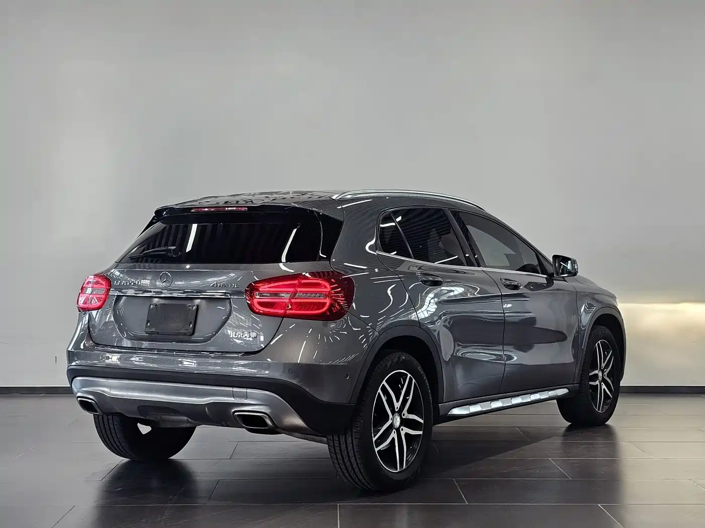 Mercedes-Benz GLA 2015 GLA 220 4MATIC Fashion Edition фото 3
