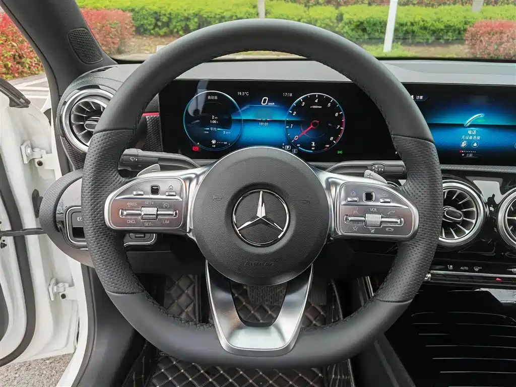 Mercedes-Benz A-Class 2022 Facelift II A 200 L Sport Sedan Fashion фото 22